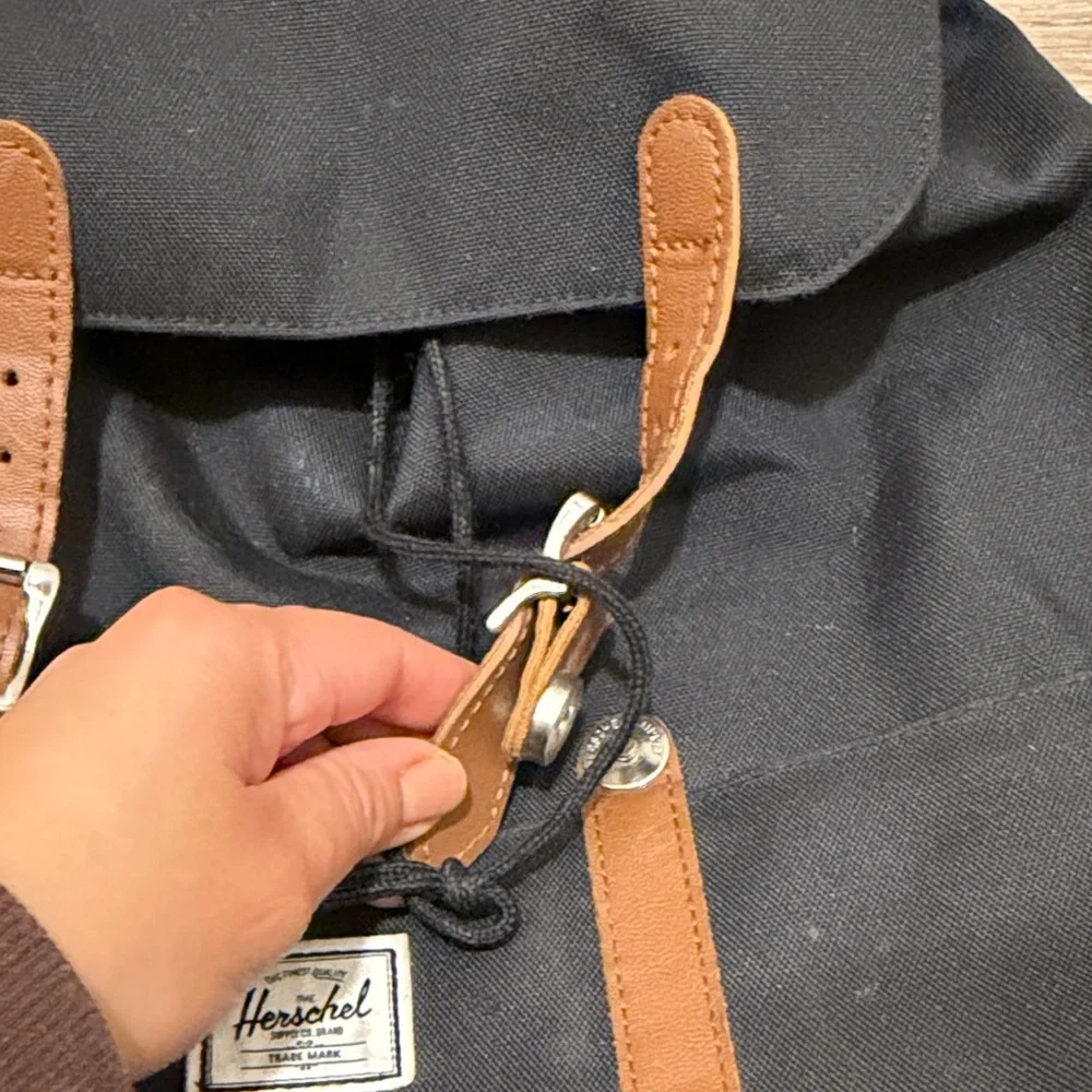 Herschel Retreat Backpack